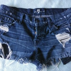Denim short size 26
